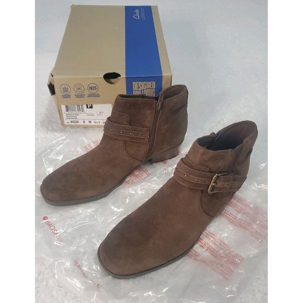 Clarks Danyelle Wish Womens Ankle Boots Sz 8 M Brown Suede Studded Buckle Strap